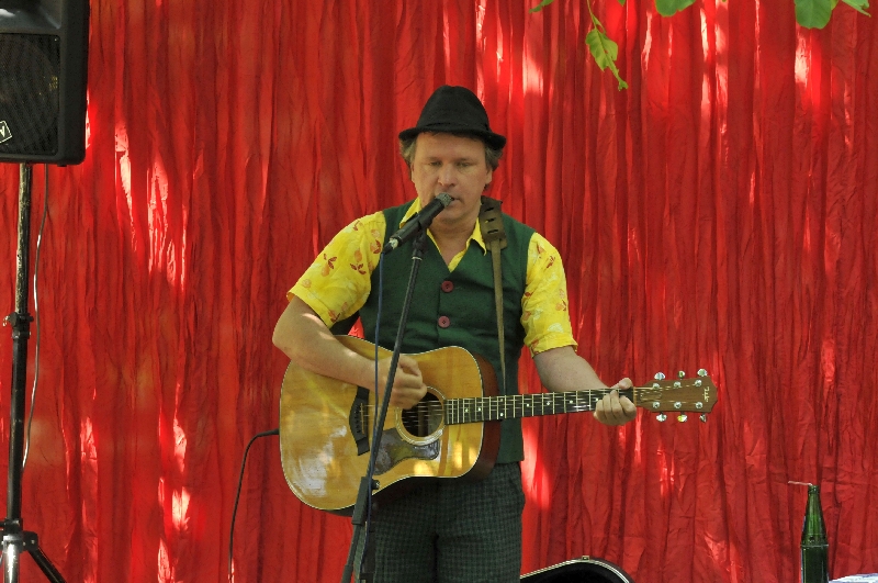 orig_18072010-STIP-zaches-zinnober-0021