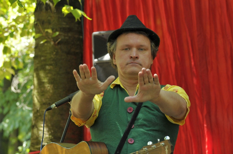 orig_18072010-STIP-zaches-zinnober-0066